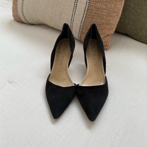 Sole Society Black Heels Elegant Design